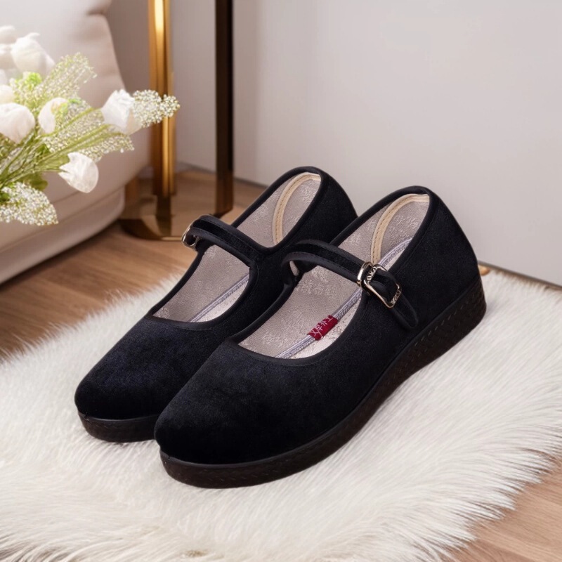 Women's Spring and Autumn Comfortable Soft-Soled Dance and Work Shoes for Middle-Aged and Elderly Women, Versatile and Comfortable Black Cloth Shoes Women's Spring and Autumn Comfortable Soft-Soled Dance and Work Shoes for Middle-Aged and Elderly Women, Versatile and Comfortable Black Cloth Shoes