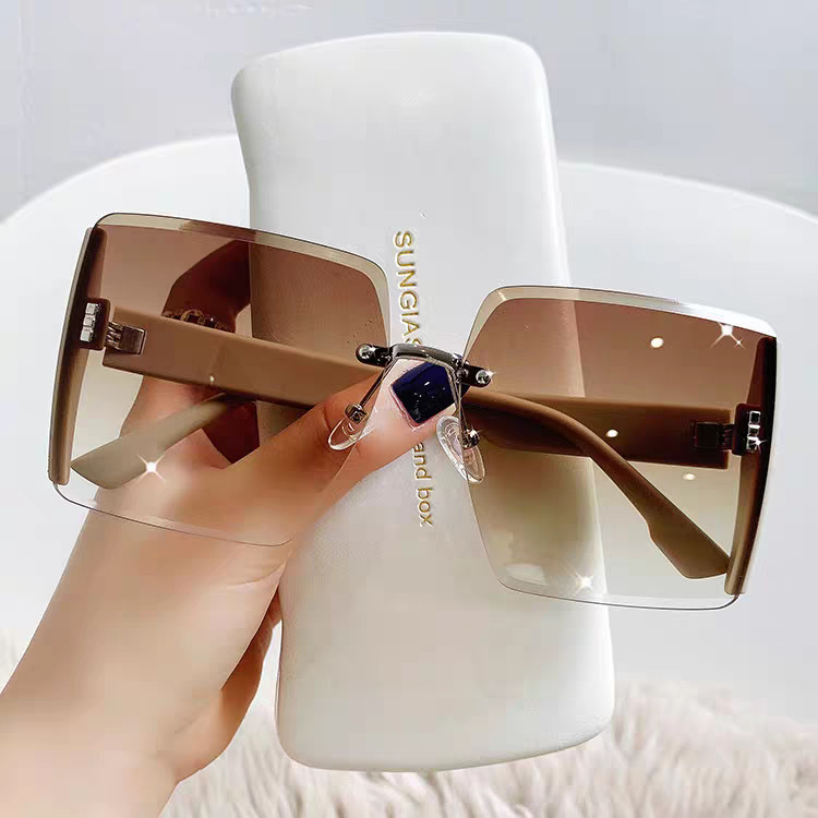 Korean Style Square Frameless Women's Sunglasses High-end Sense Driving Special Tea Sunglasses Internet Celebrant Same Style Big Face Slimming