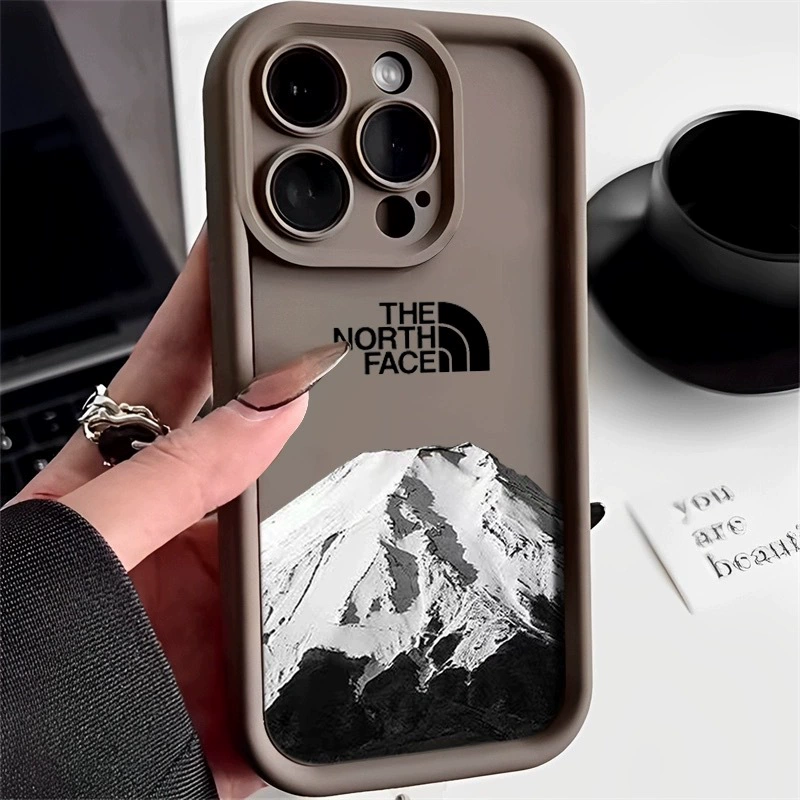 Чехол для телефона (Apple), совместимый с iPhone 7–15/Pro/Max, принт 'Северная снежная гора', несколько цветовых вариантов