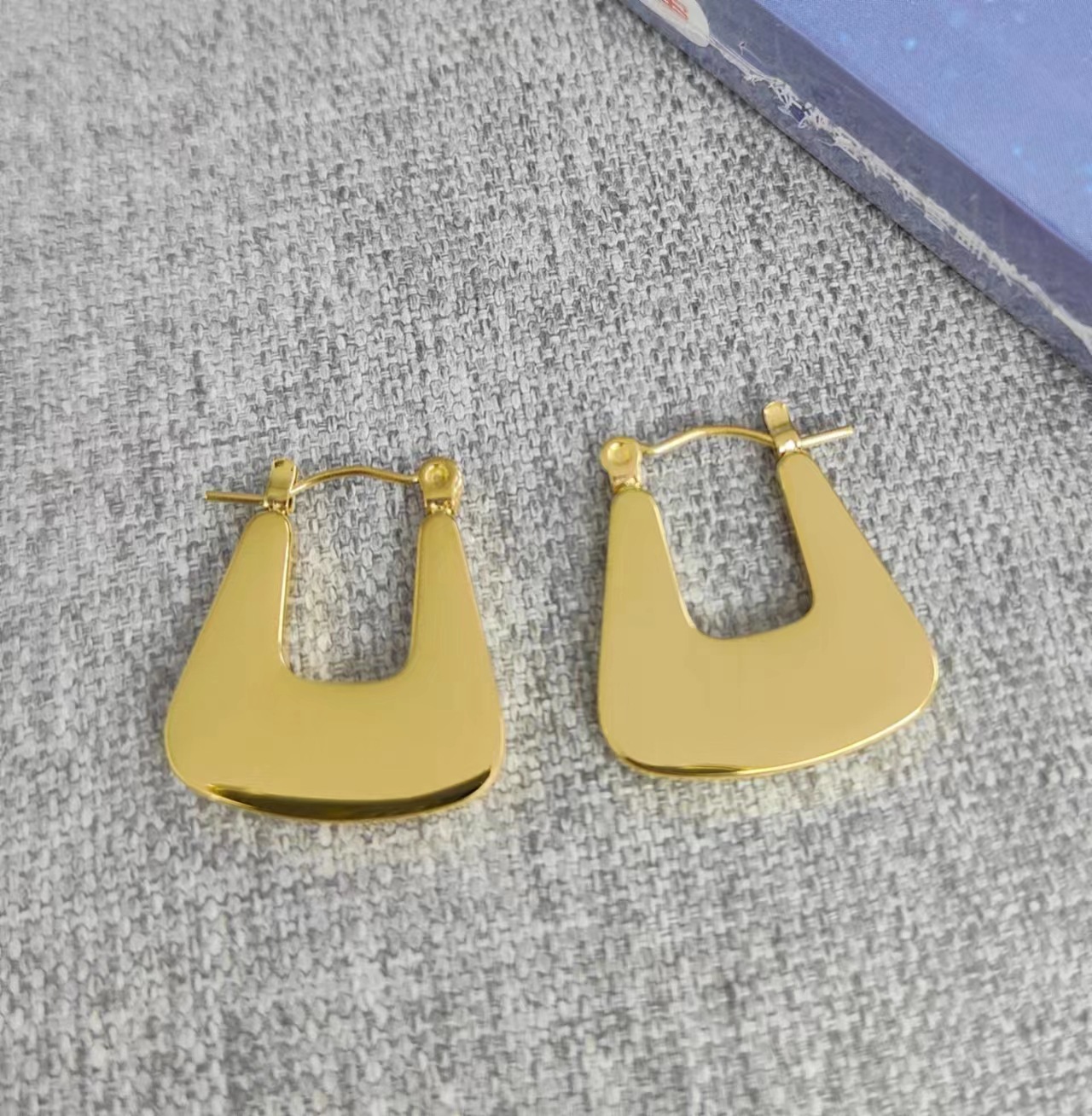 1 Pair Elegant Solid Color Rectangle Polishing Plating Stainless Steel Ear Studs display picture 7