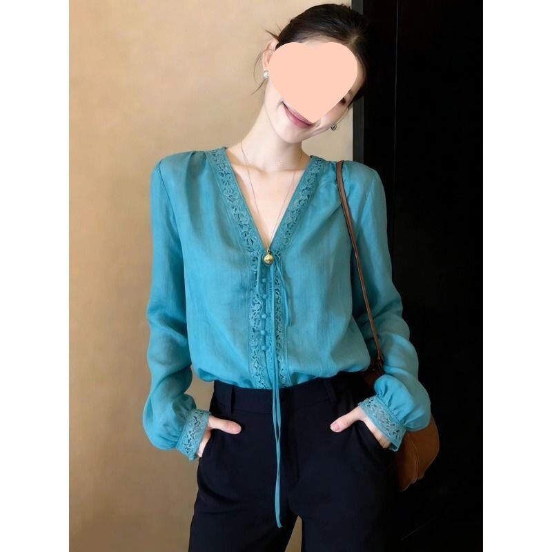2026 New Peacock Blue Shirt for Women, Long-Sleeved, Spring Season, Beautiful, Light Luxury, Fashionable, Elegant, Stunning V-Neck Shirt in Blue 2026 New Peacock Blue Shirt for Women, Long-Sleeved, Spring Season, Beautiful, Light Luxury, Fashionable, Elegant, Stunning V-Neck Shirt in Blue