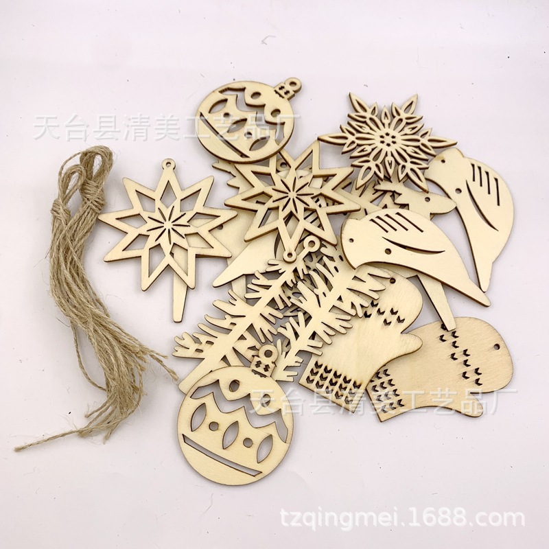 7 piezas de madera decorativas navideñas mezcladas Monopolio de Amazon Colgante de madera decorativa navideña 16 piezas en un paquete