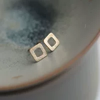 Матовые полые коробки чистого золота 9k шикарный темперамент личности геометрической богини мини серьги стержня
