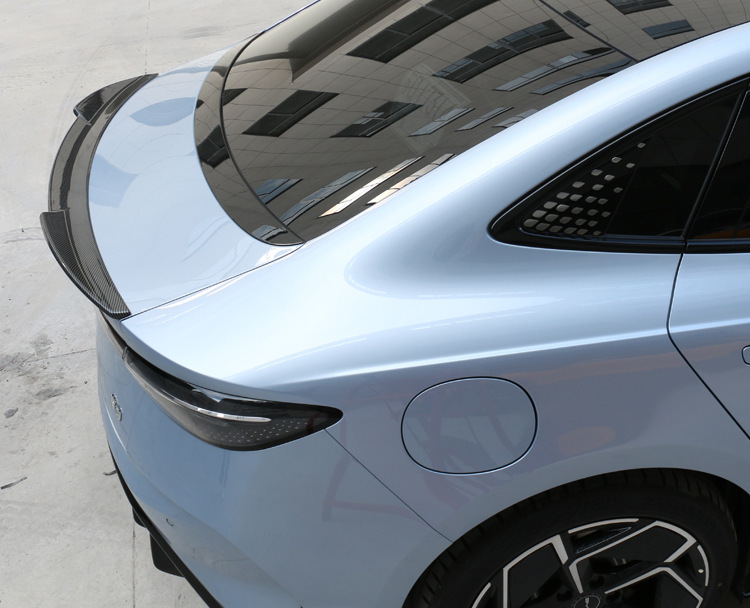 Suitable for BYD seal original tail wing modification pressure tail wing carbon fiber wing modification special spoiler
