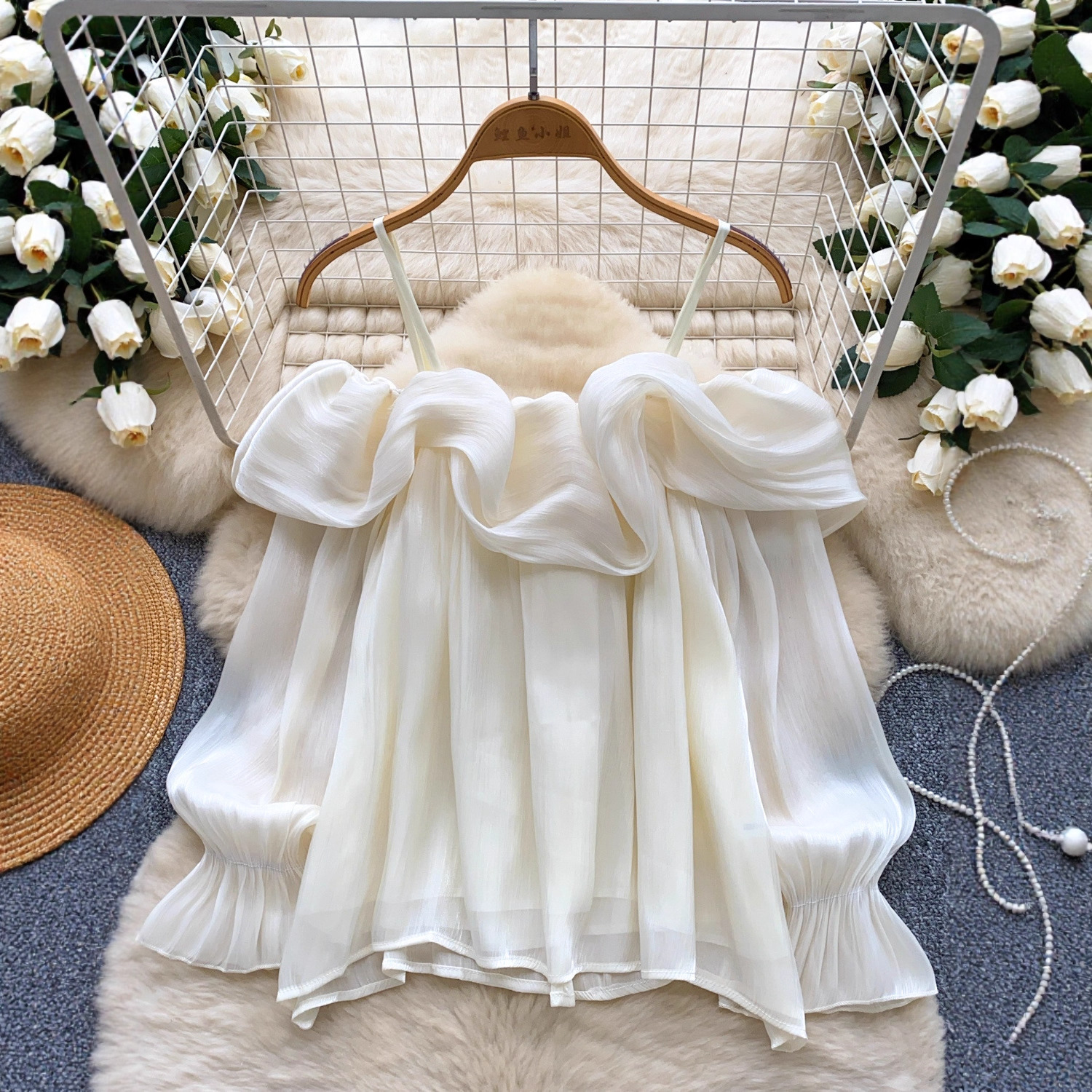 Cross-Border Off-Shoulder Spaghetti Strap Chiffon Blouse for Women 2025 Autumn French Gentle Off-Shoulder Ruffle Splicing Loose Flowing