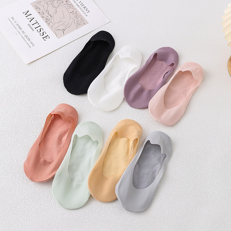 Women's Simple Style Solid Color Nylon Cotton Mesh Socks display picture 3