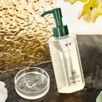 Yanli Camellia водочувствительное очищающее масло не стимулирует глубокое очищение очищающая вода «Три в одном» Освежающая натуральная продукция партиями