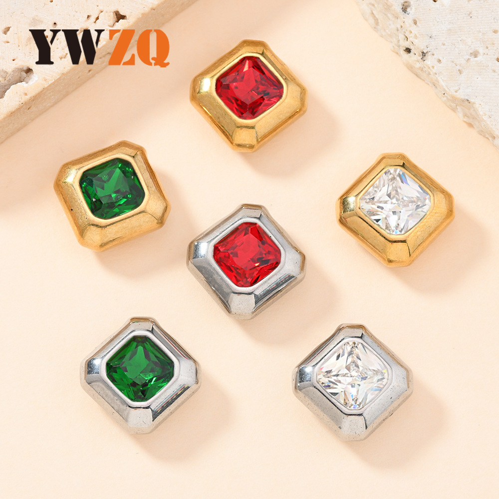Un solo colgante de venta transfronteriza accesorios de acero inoxidable de fundición biselada cuadrada colgante de zircón 18K accesorios de oro