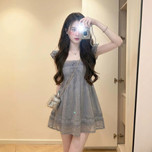 ���Üp�g�L�{��ɫС�w���B��ȹŮ�ļ��ٽzƴ�Ӊ����@�ݕr��A��ȹ