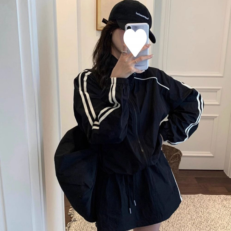 女性用カジュアルスポーツ日焼け止めスーツ、夏用軽量アメリカンレトロジャケット、伸縮性ウエストショートスカート2点セット|undefined