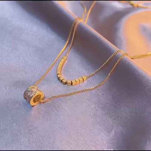 Luxurious ultra-shiny square double-layer stacked necklace for women, light luxury micro-inlaid zircon small waist clavicle chain, elegant and trendy