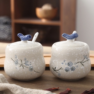 Seasoning jar box oil pot soy sauce chili pot granulated sugar salt seasoning jar snowflake seasoning porcelain monosodium glutamate small spoon jar with lid
