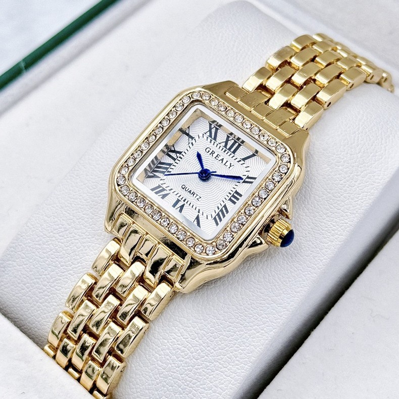 Retro Classic Square Women's Waterproof Watch, Simple and Luxurious Diamond-Encrusted Women's Watch, Roman Quartz Watch Wholesale