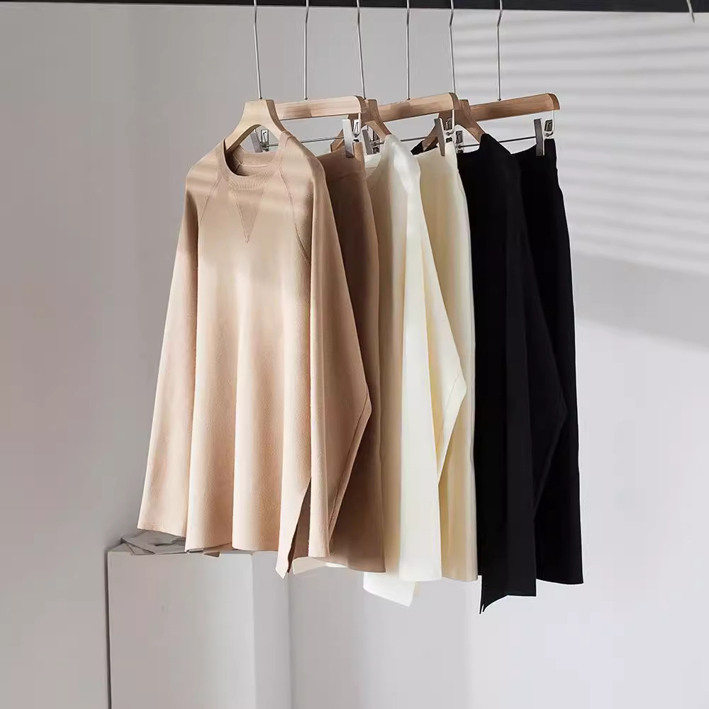 Am* “Power Office” Series Stretch Knit Triangle Loose Top/Straight Skirt Set