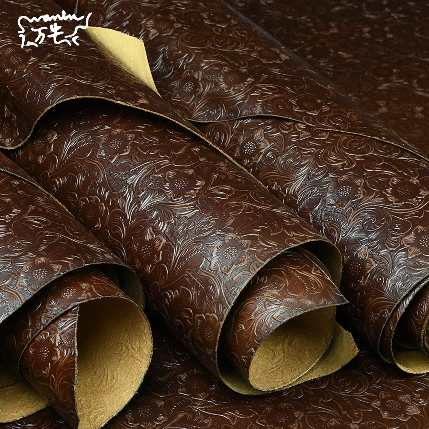 热销深咖色唐草花蜡感牛皮 1.7-1.9厚 雕花头层疯马皮W923