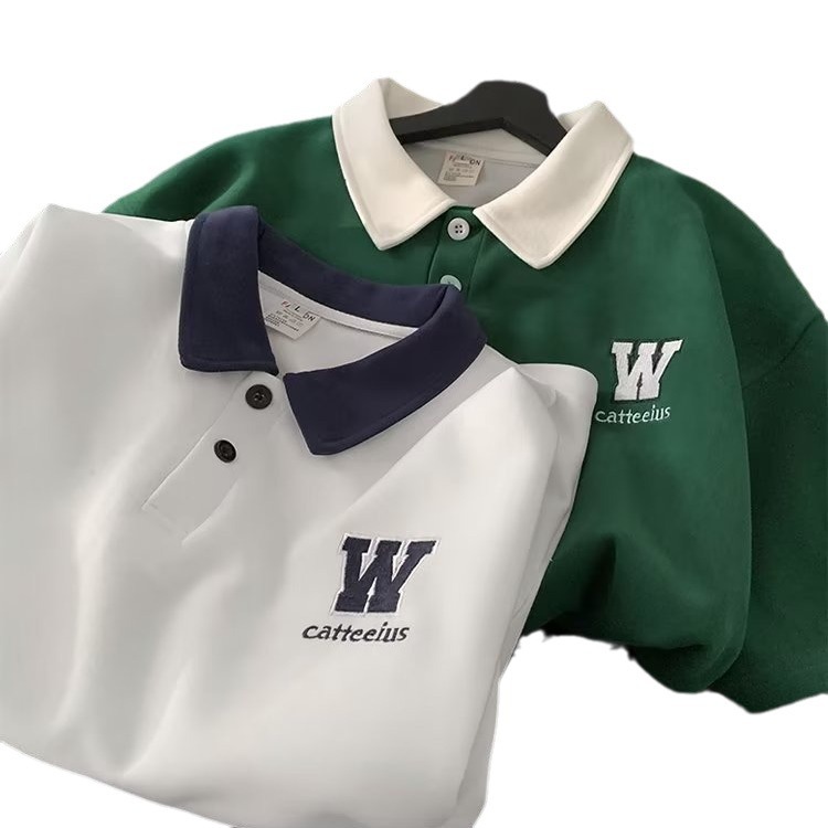 Camisa de Polo de manga corta de los hombres de verano suelto bordado pesado algodón juventud Camiseta estilo universitario contraste color media manga camiseta