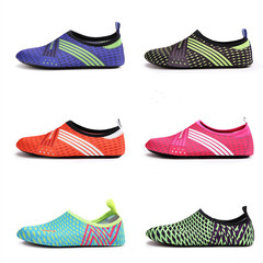 Manufacturer wholesale river tracing shoes printed diving socks men and women breathable diving shoes swimming snorkeling beach socks yoga shoes