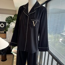 �߶˺�ɫ��H��˯�´�����z�l�y�Ứ�L���Lѝ�ɼ�����Ů��Ҿӷ�