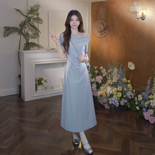 ��ʽһ�ּ��{ɫ�B��ȹ��Ů���ļ�2026�¿�޺ÿ���߅�ȼ�¶���Lȹ