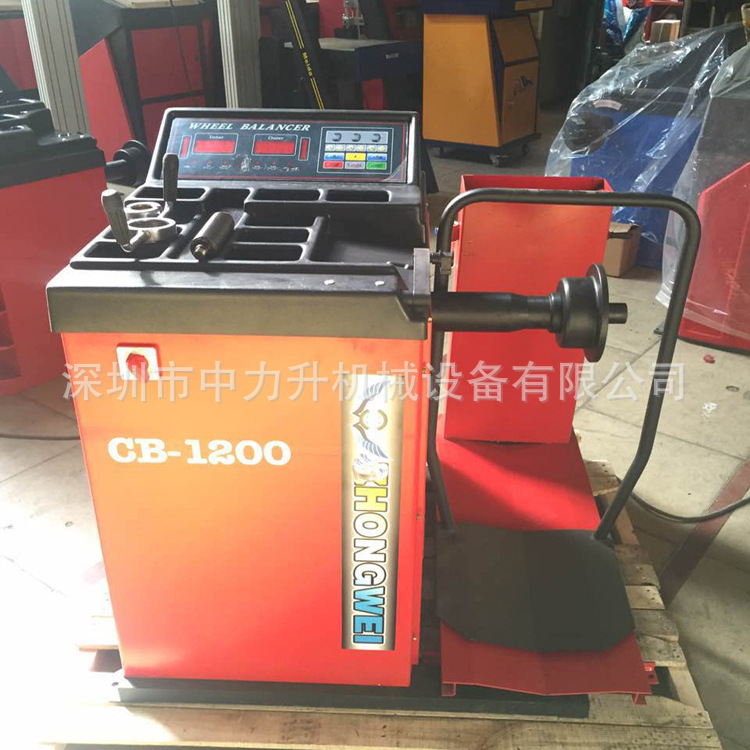 数控全自动轮胎平衡机 汽车维修设备轮胎平衡机 轮胎平衡仪