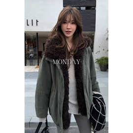 现 2025冬季新款韩国韩版通勤风宽松加厚保暖派克羽绒服外套