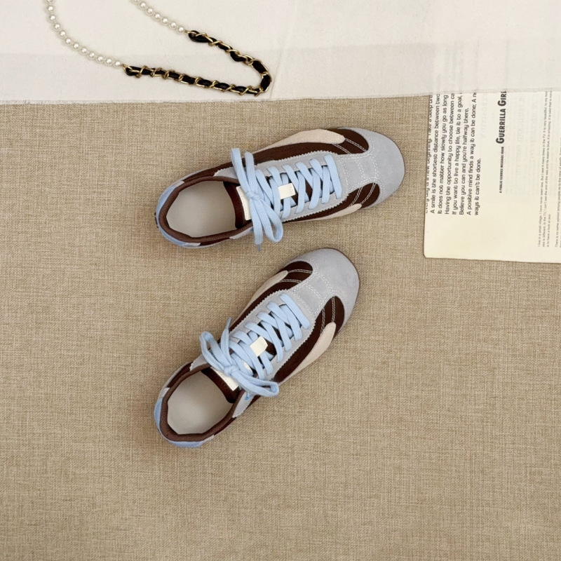 Retro genuine leather flat-soled German training shoes for women, 2026 autumn new model, color-blocking soft-soled Forrest Gump shoes, lightweight sneakers Retro genuine leather flat-soled German training shoes for women, 2026 autumn new model, color-blocking soft-soled Forrest Gump shoes, lightweight sneakers
