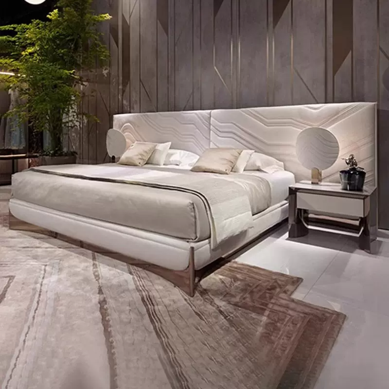 意式轻奢宽屏床真皮现代皮床设计师全青皮主卧广东佛山高级感大床