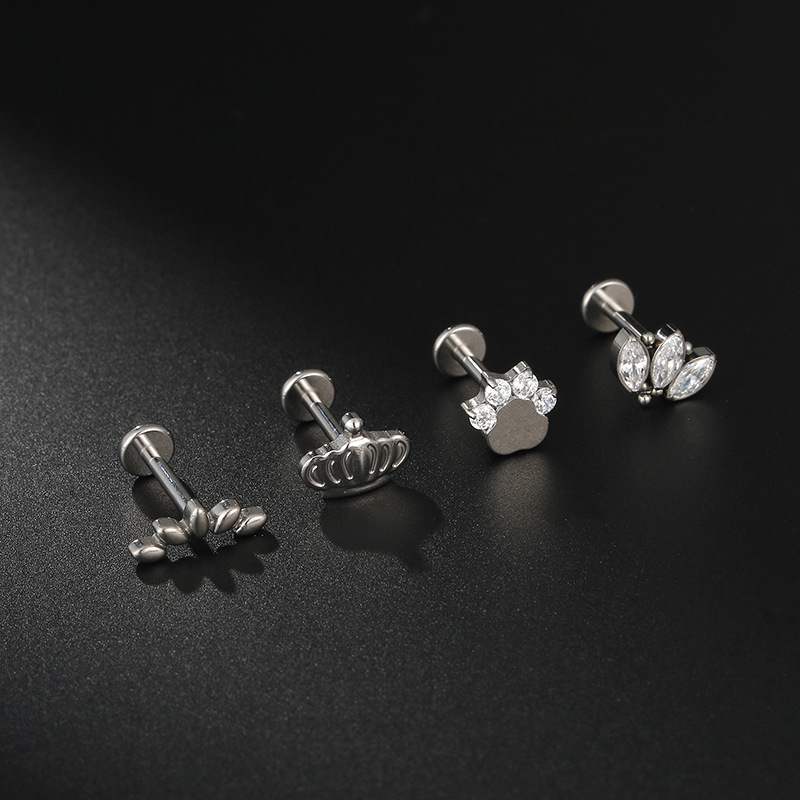 Crown Pattern Women'S Gender Simple Style Crown Titanium Steel Inlay Zircon Lip Stud