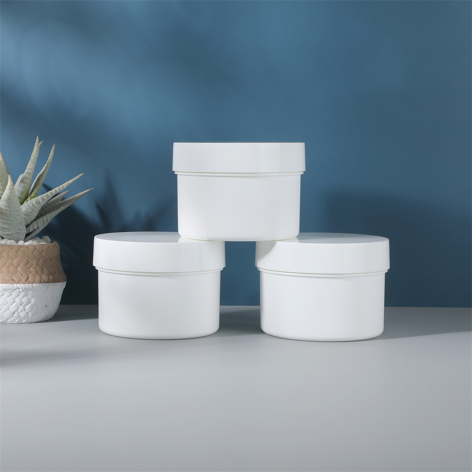 厂家直销：面膜瓶150ML