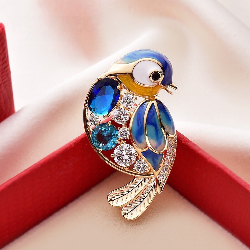 New Korean-style diamond enamel spring magpie brooch, elegant and simple animal pin, accessory for women's shirts and coats
