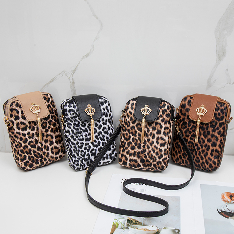 Bolsa de hombro estampada transfronteriza comercio exterior 2025 versión coreana de verano y otoño nueva bolsa de bordas inclinadas