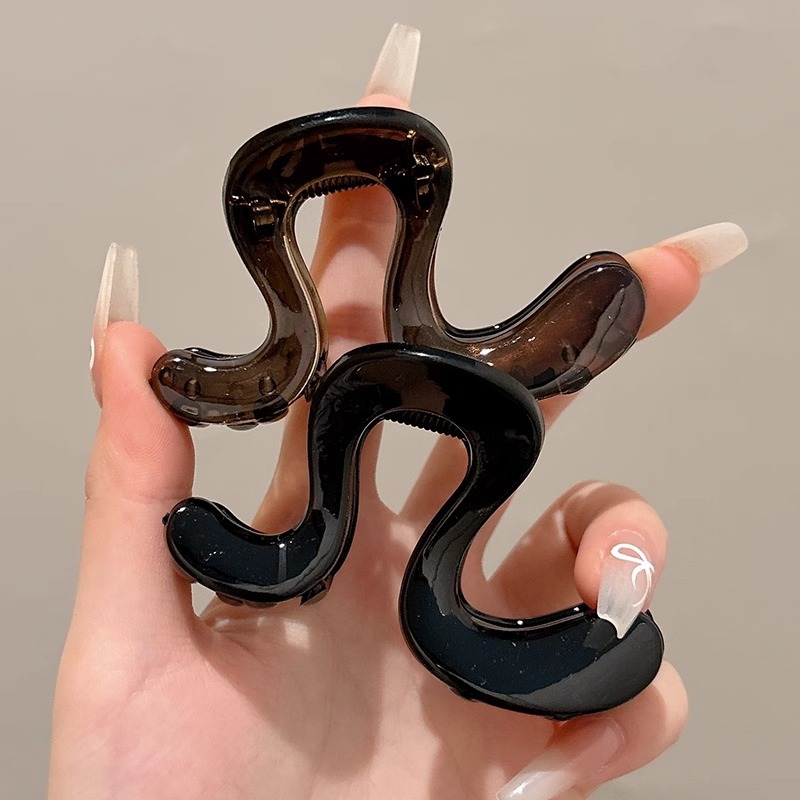 Color curry retro clip de agarre geométrico para mujeres 2025 nuevo clip de tiburón de cabello pequeño clip de cabello de medio atado clip de cabello