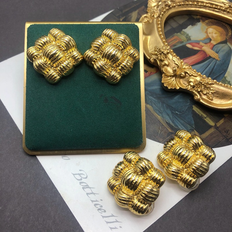 20g Weight 1 Pair Retro Geometric Plating Alloy Ear Studs