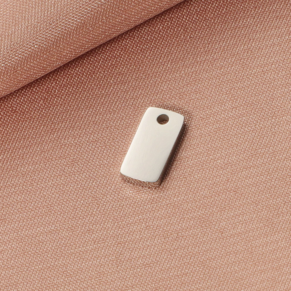 Pendentif unique et simple en acier inoxydable, collier fait main tendance, accessoire poli avec étiquette carrée._voghion.com