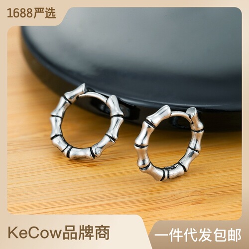 Titanium steel cast bamboo earrings European and American style retro personality ear bone ear buckle titanium steel earrings trendy men and women handsome earrings men