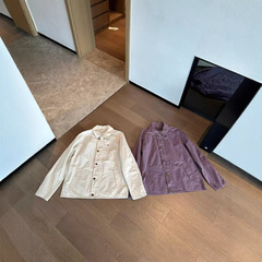 030446春の新商品のファッション婦人服の流行は2025二色のカジュアルなワックスのないジャケットの男性を合わせます。