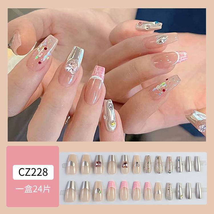 Uñas postizas con forma de corazón rosa, piezas de uñas con diamantes grandes en rosa y blanco, pegatinas de uñas a cuadros, piezas de uñas terminadas al por mayor. image 7