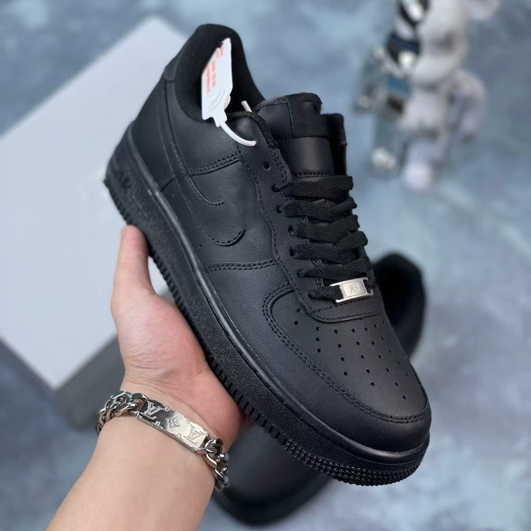 Кроссовки Nike Air Force 1 для мужчин и женщин - Стильная универсальная спортивная обувь из кожи белого и черного цветов