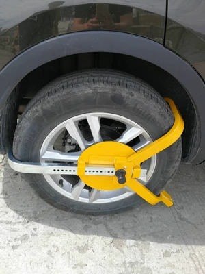 car steering wheel lock multifunctional Car lock - three-prong-lock-reel