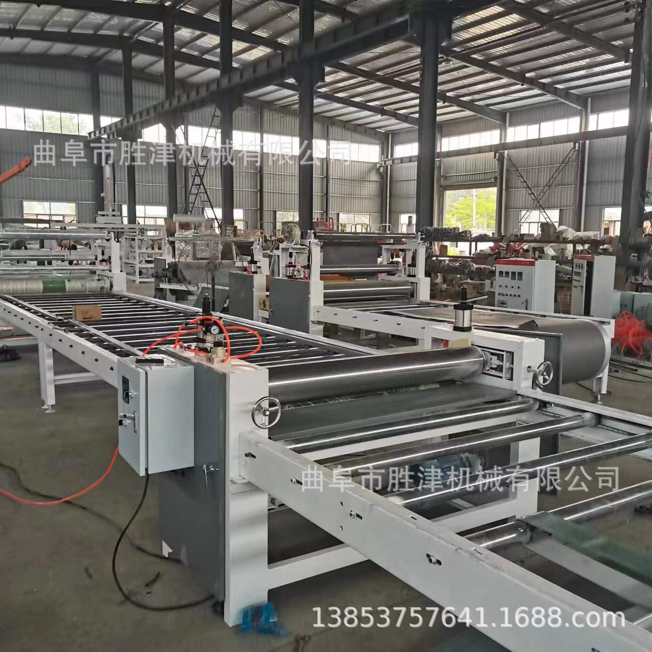 厂家批发零售多功能贴纸机木皮贴纸机PVC大板贴纸机