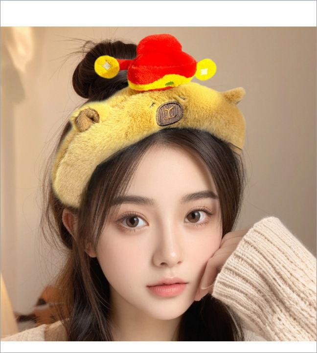 カピの赤い本のバラのカチューシャのカチューシャのカチューシャのカチューシャのアイデアのぬいぐるみのカチューシャのぬいぐるみの同じタイプのかわいいです。|undefined