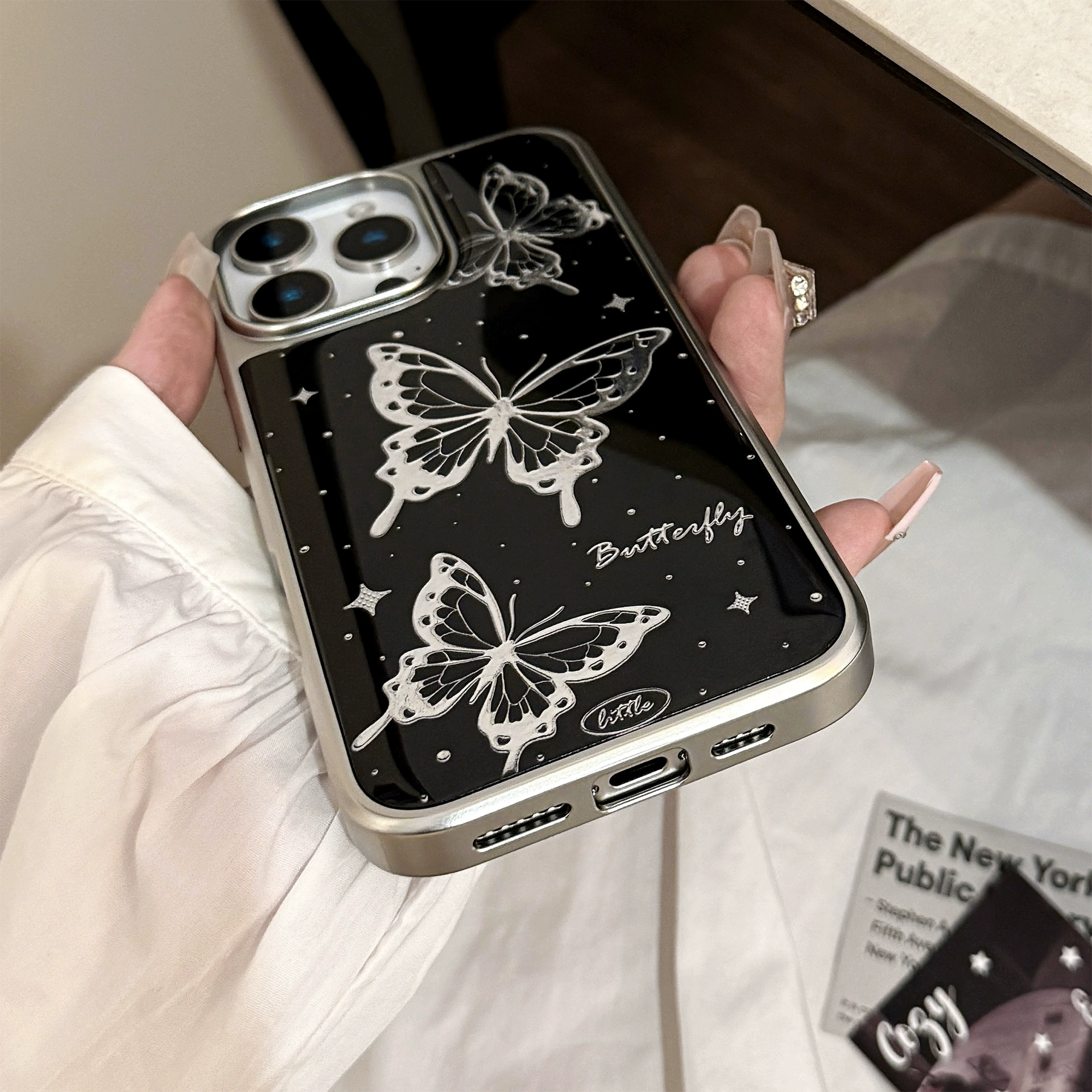 Чехол для телефона совместим с iPhone/Huawei/Samsung, серебристая рамка с ажурными бабочками