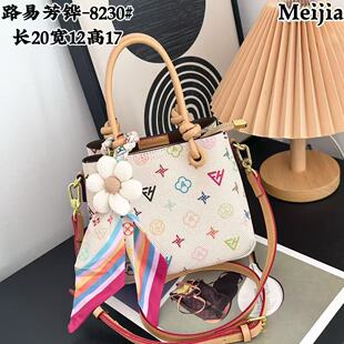�羳·�׷��f����2026�����Ů�¿�͹�ӡ����ĸˮͰ���μ�б���