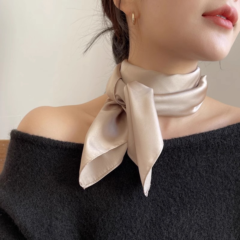 목 액세서리 새로운 스타일의 목 스카프 다목적 단색 봄, 가을 스카프 장식 거즈 스카프 실크 스카프 여성용 검은 색 작은 사각형 스카프