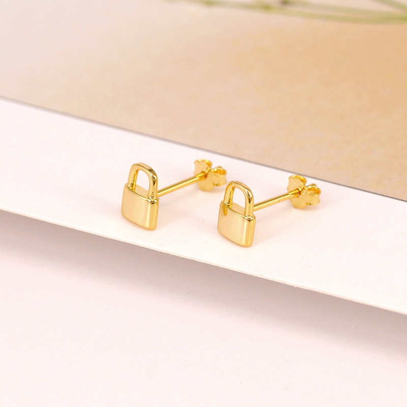 European And American Fashion Personality Small Lock Key-shaped Copper Earring display picture 2