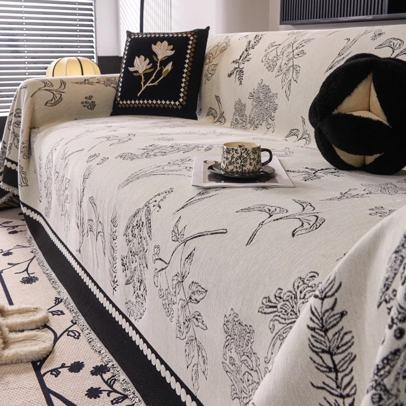 Toalla de tela de sofá de alta gama francesa 2025 nuevo estilo de cuatro estaciones cubierta de funda de cojín antideslizante de fila recta de estilo crema