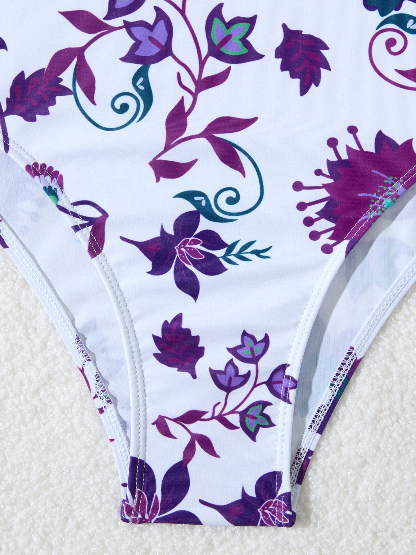 Push-up Underwire One-piece Swimsuit Tummy Control Digital Print_voghion.com