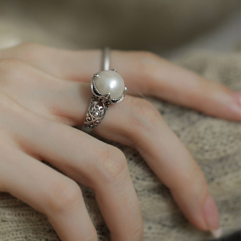 Vintage Pearl Hollow Ring For Women Adjustable Open Design_voghion.com