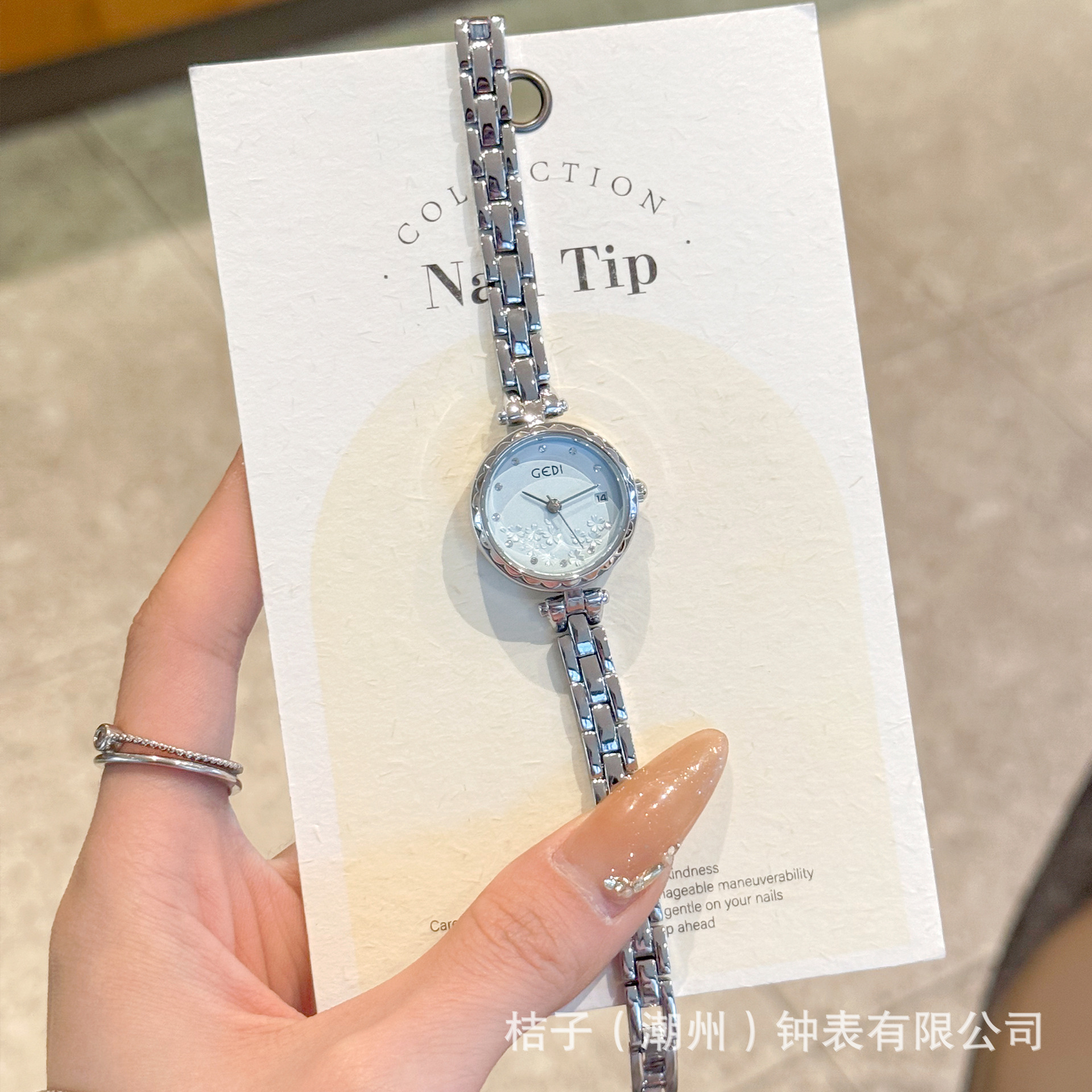 Goldie Carved Niche High-end Feeling Calendar Student Party Examination Quartz Watch Waterproof Bracelet Exquisite Light Luxury Women's Watch