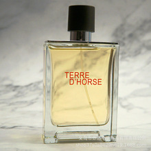 �����ʿ��ˮ��Ʒ50mlľ�|���{���³־�Խ��ֱ��������ˮ�S�����l